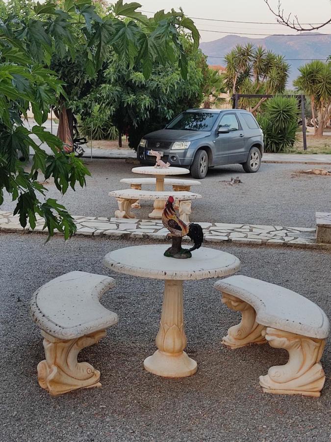 Hotel Takis Agios Georgios  エクステリア 写真